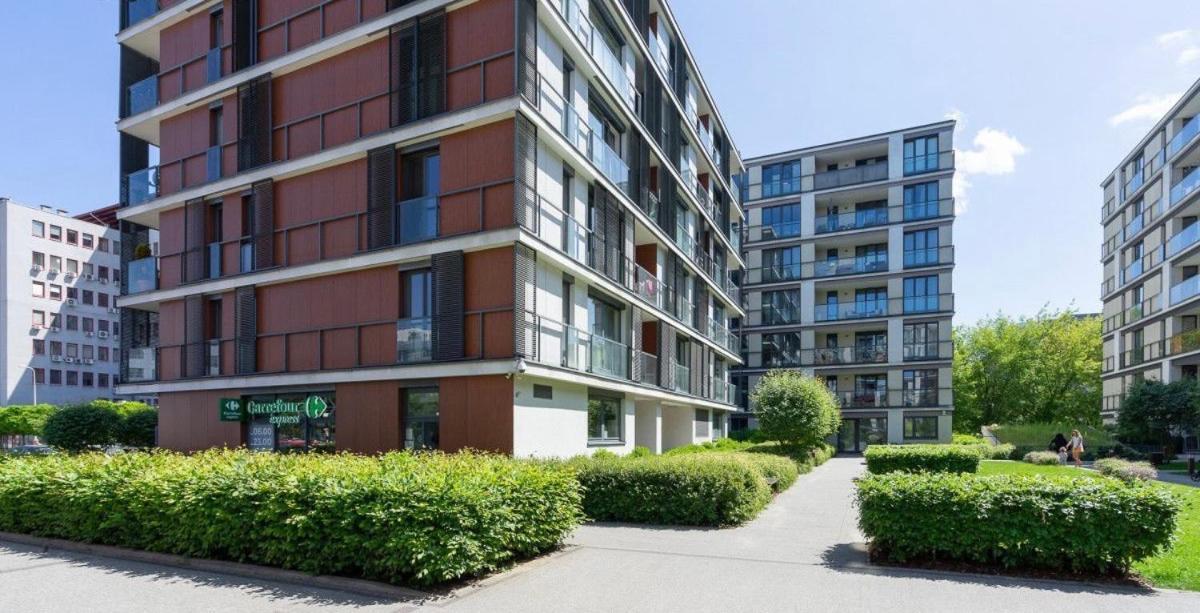 Near Airport Cybernetyki Inn Warszawa Zewnętrze zdjęcie