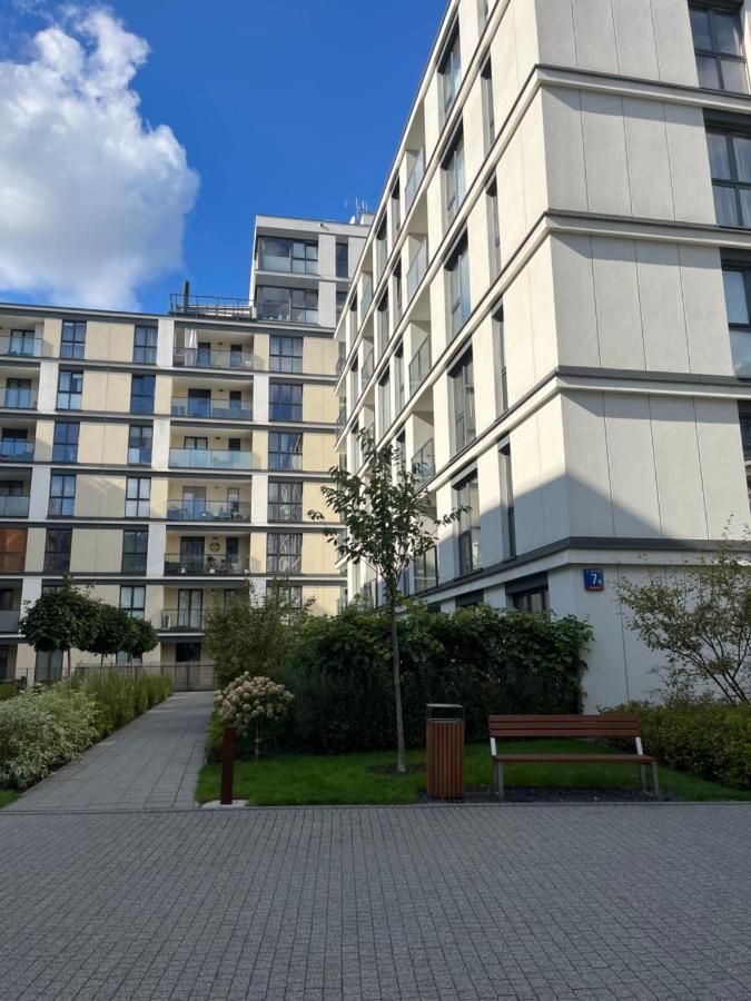 Near Airport Cybernetyki Inn Warszawa Zewnętrze zdjęcie